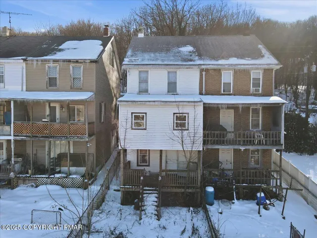 $59,900 | 313 West Water Street, Lansford, PA 18232