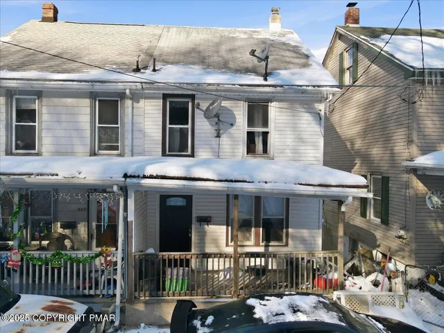 $59,900 | 313 West Water Street, Lansford, PA 18232