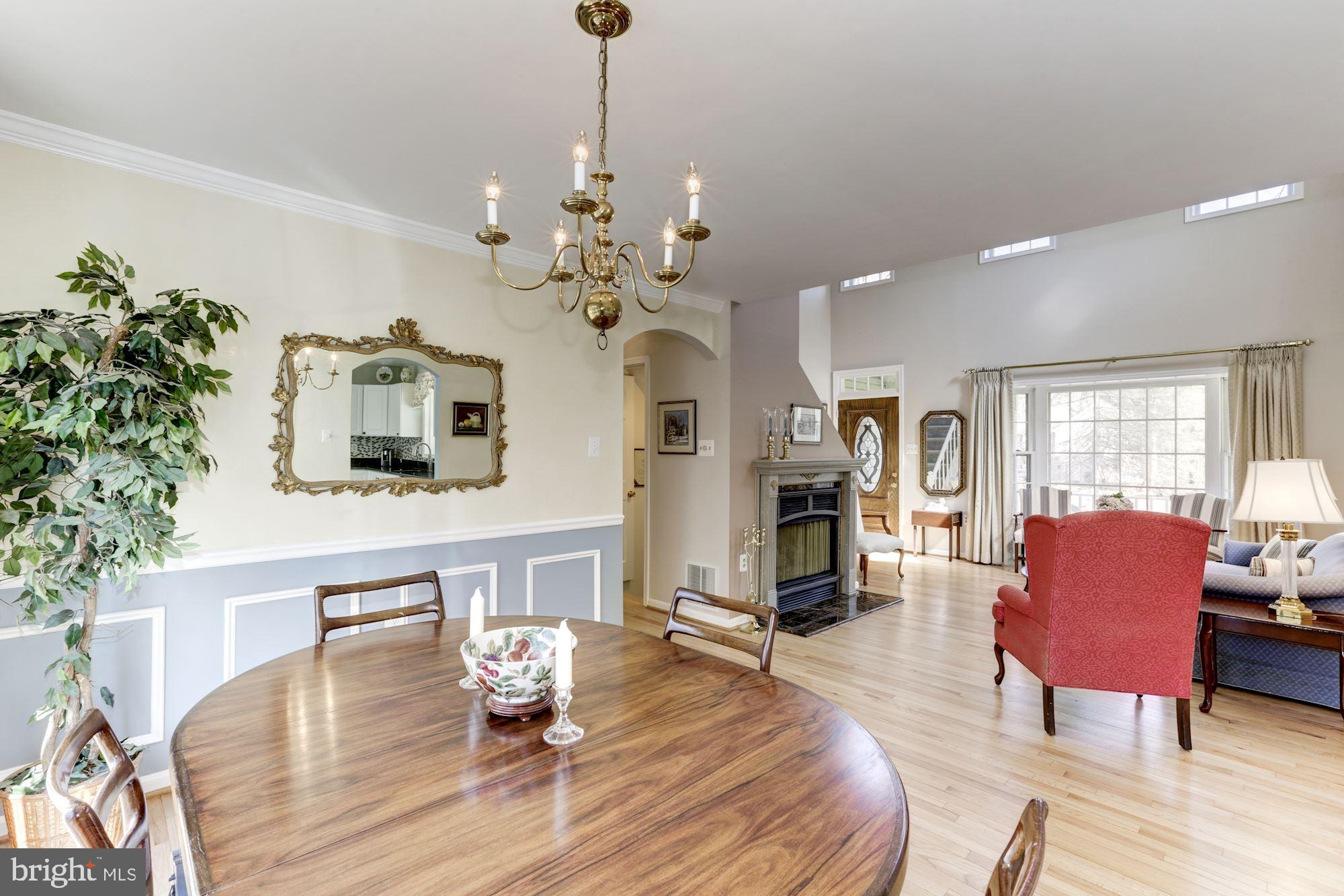 11677 Bennington Woods Road Reston, VA 20194 - Photo 17 of 51 View of LR from DR