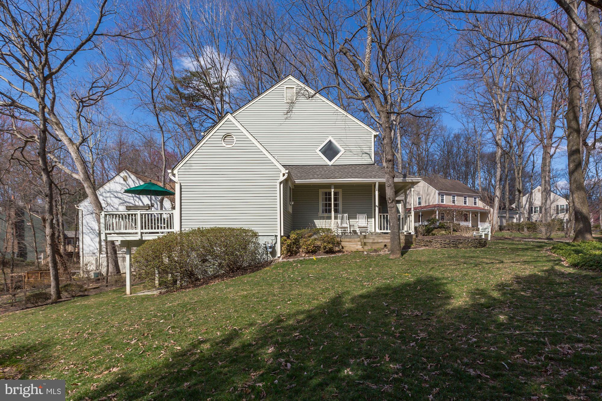 11677 Bennington Woods Road Reston, VA 20194 - Photo 50 of 51 Side view of the home and land