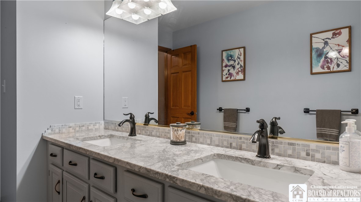 12121 Bennett State Road Hanover, NY 14136 - Photo 34 of 47