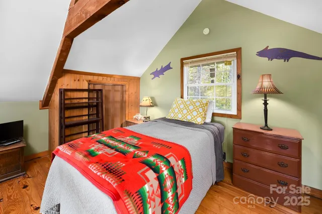 $379,000 | 121 Pairofdice Way Lake, Lake Lure, NC 28746