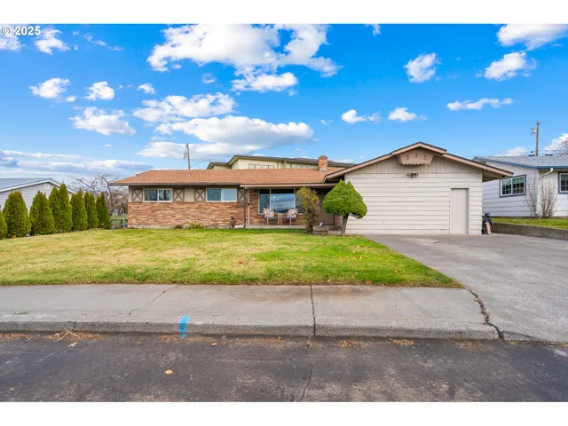 $329,000 | 1004 Southwest 33rd Street, Pendleton, OR 97801