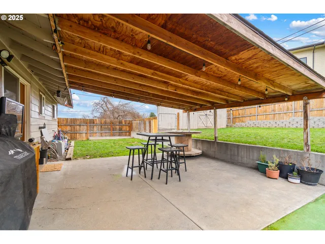 $329,000 | 1004 Southwest 33rd Street, Pendleton, OR 97801