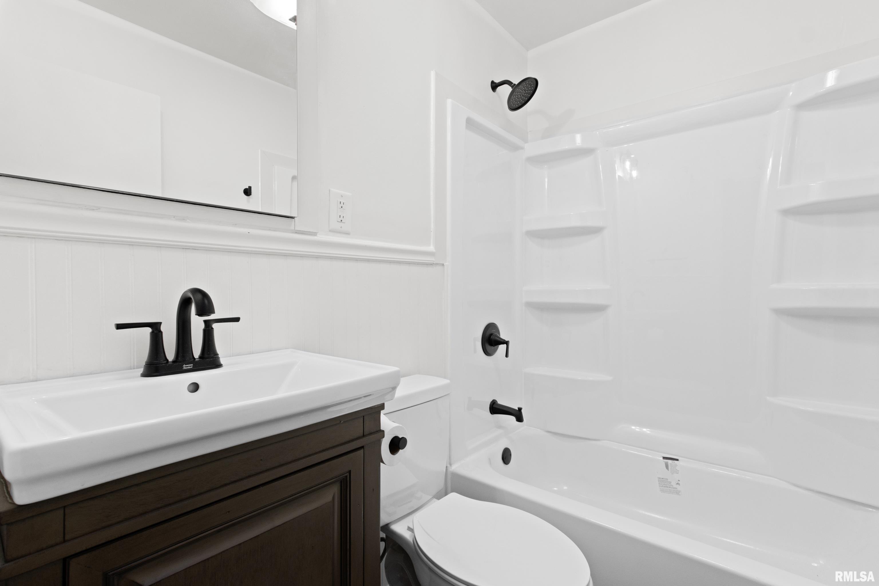 5125 North Ronald Road Peoria, IL 61614 - Photo 16 of 34 Gallery Image 16