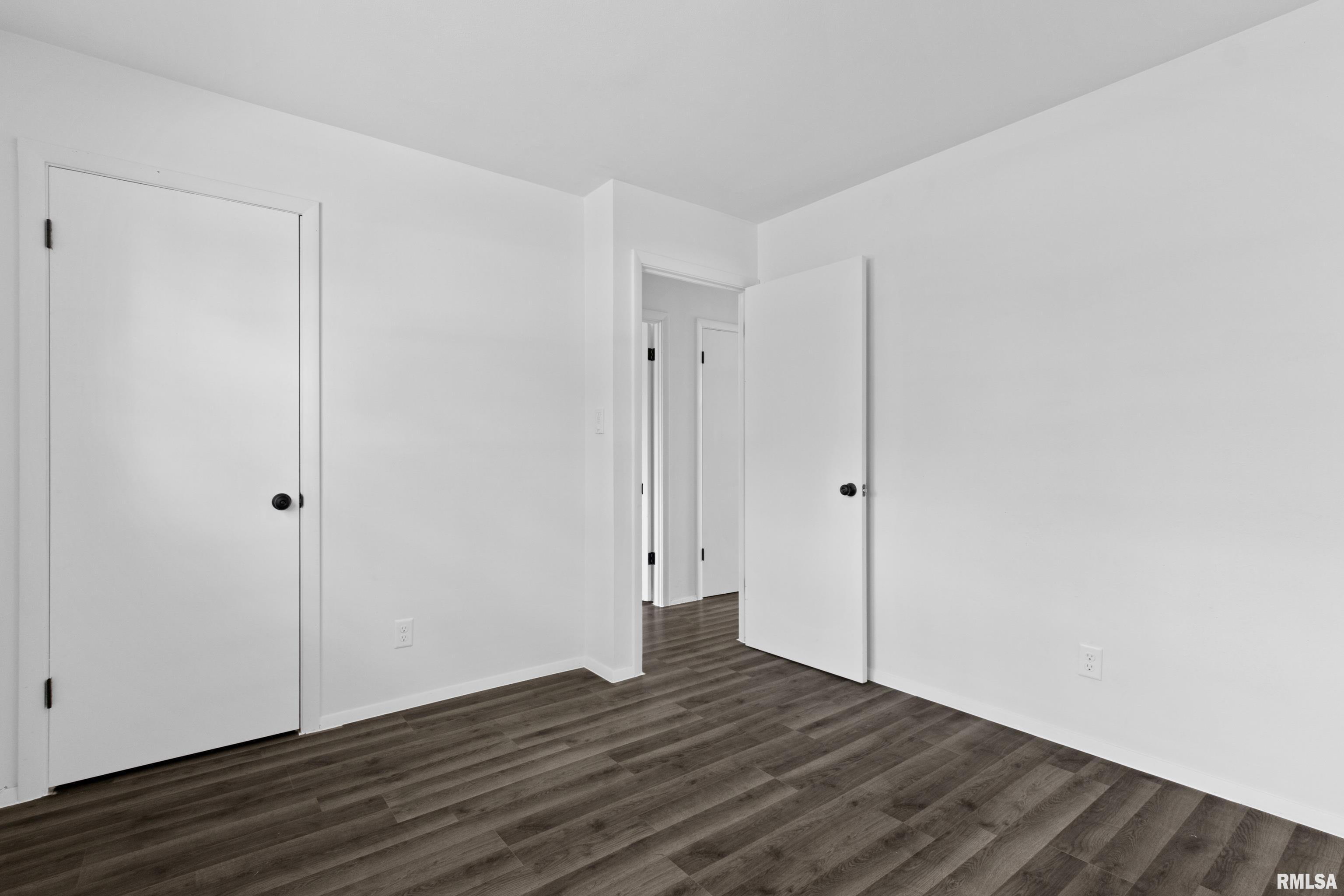 5125 North Ronald Road Peoria, IL 61614 - Photo 29 of 34 Gallery Image 29