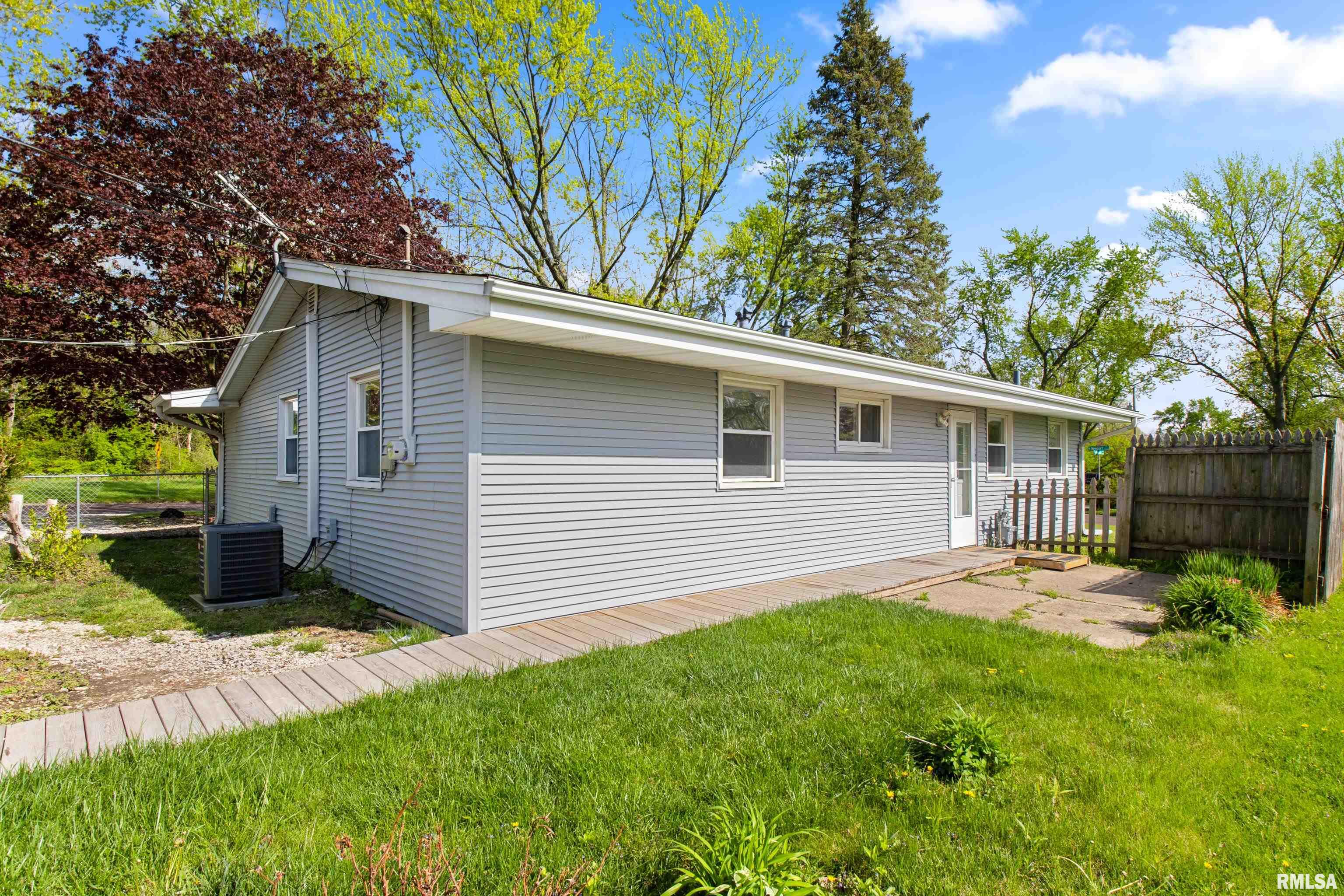 5125 North Ronald Road Peoria, IL 61614 - Photo 31 of 34 Gallery Image 31