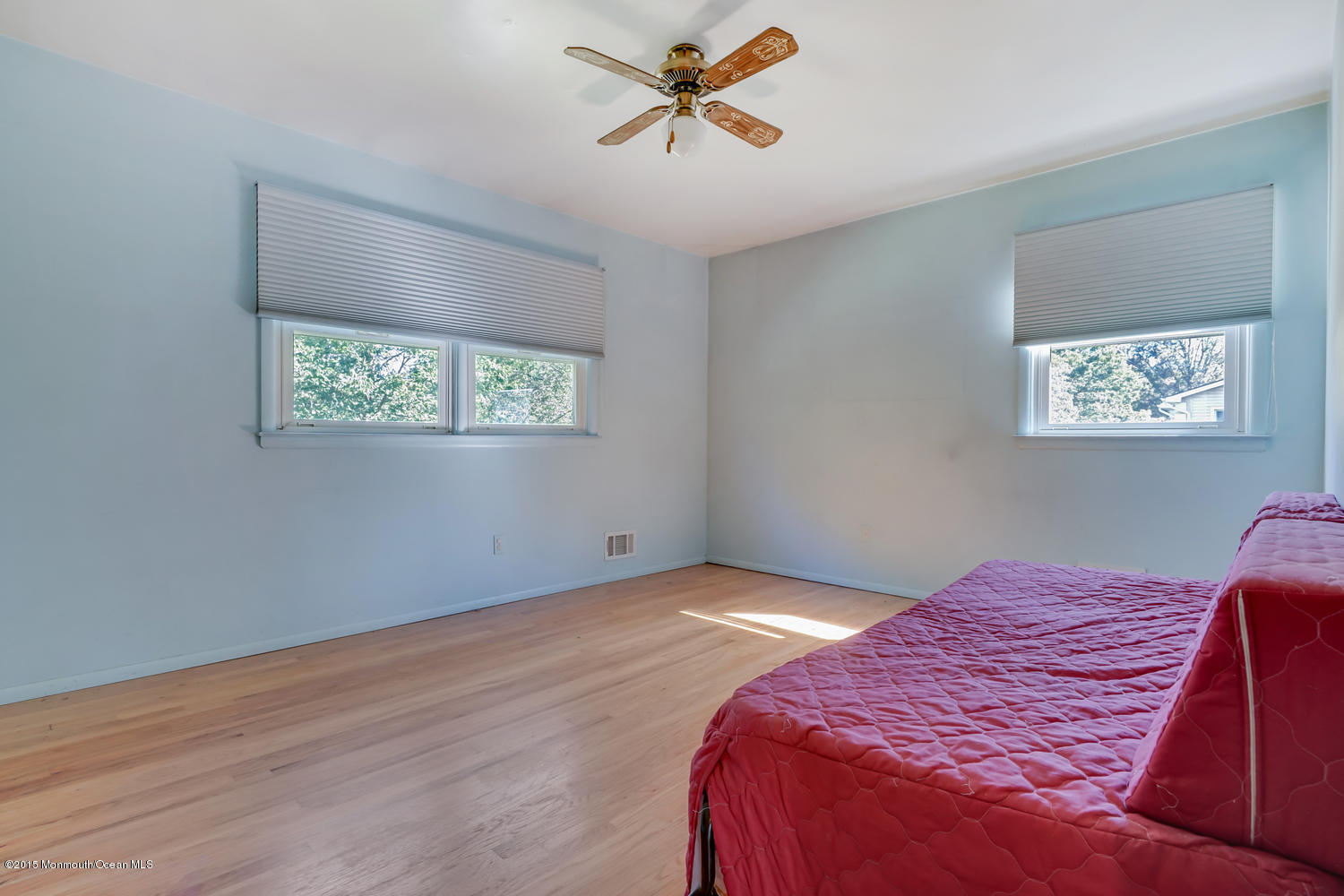 121 Sargent Road Freehold, NJ 07728 - Photo 22 of 37 121 Sargent Rd Freehold NJ-large-034-82-