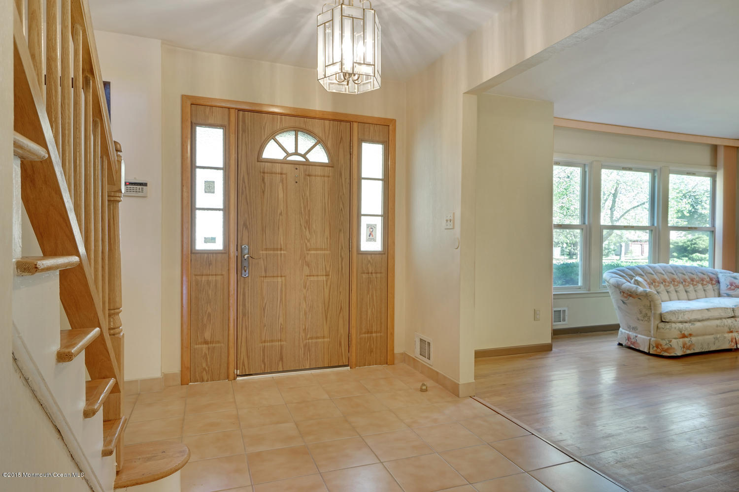 121 Sargent Road Freehold, NJ 07728 - Photo 4 of 37 121 Sargent Rd Freehold NJ-large-005-68-