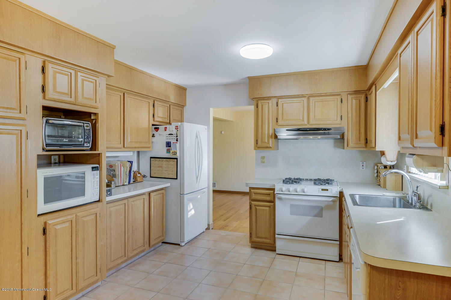 121 Sargent Road Freehold, NJ 07728 - Photo 10 of 37 121 Sargent Rd Freehold NJ-large-018-89-