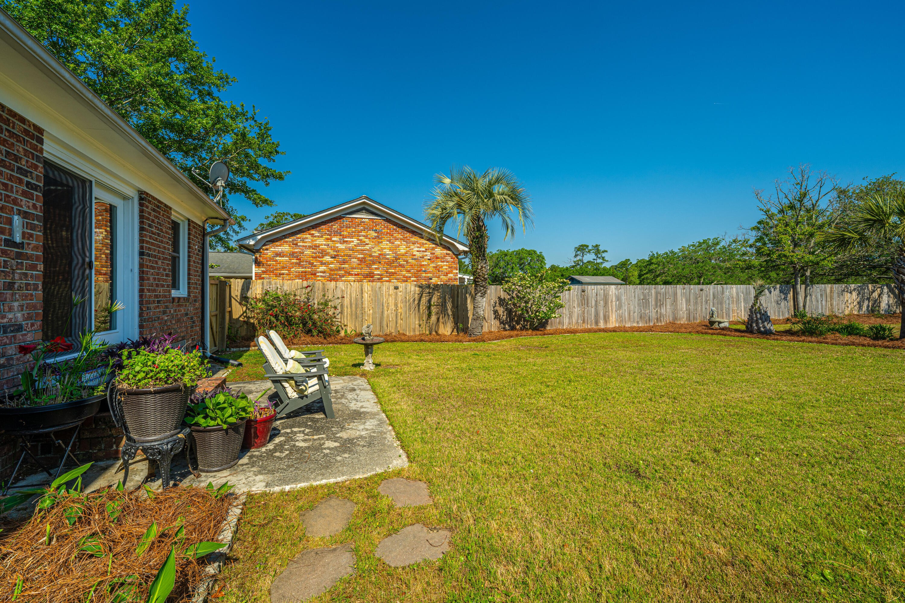 1890 Capri Drive Charleston, SC 29407 - Photo 21 of 47 Huge Backyard!