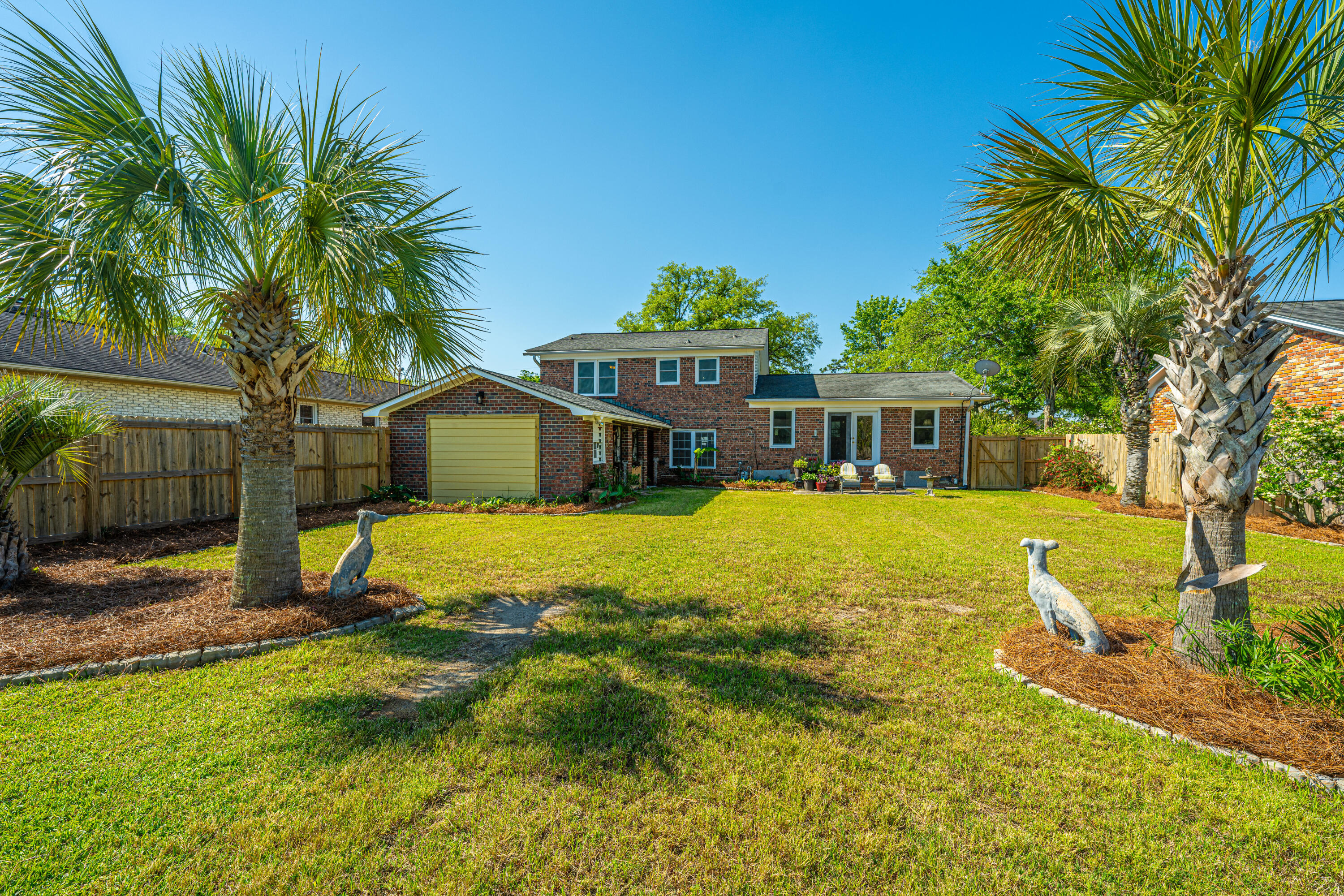 1890 Capri Drive Charleston, SC 29407 - Photo 29 of 47 Rear of Home