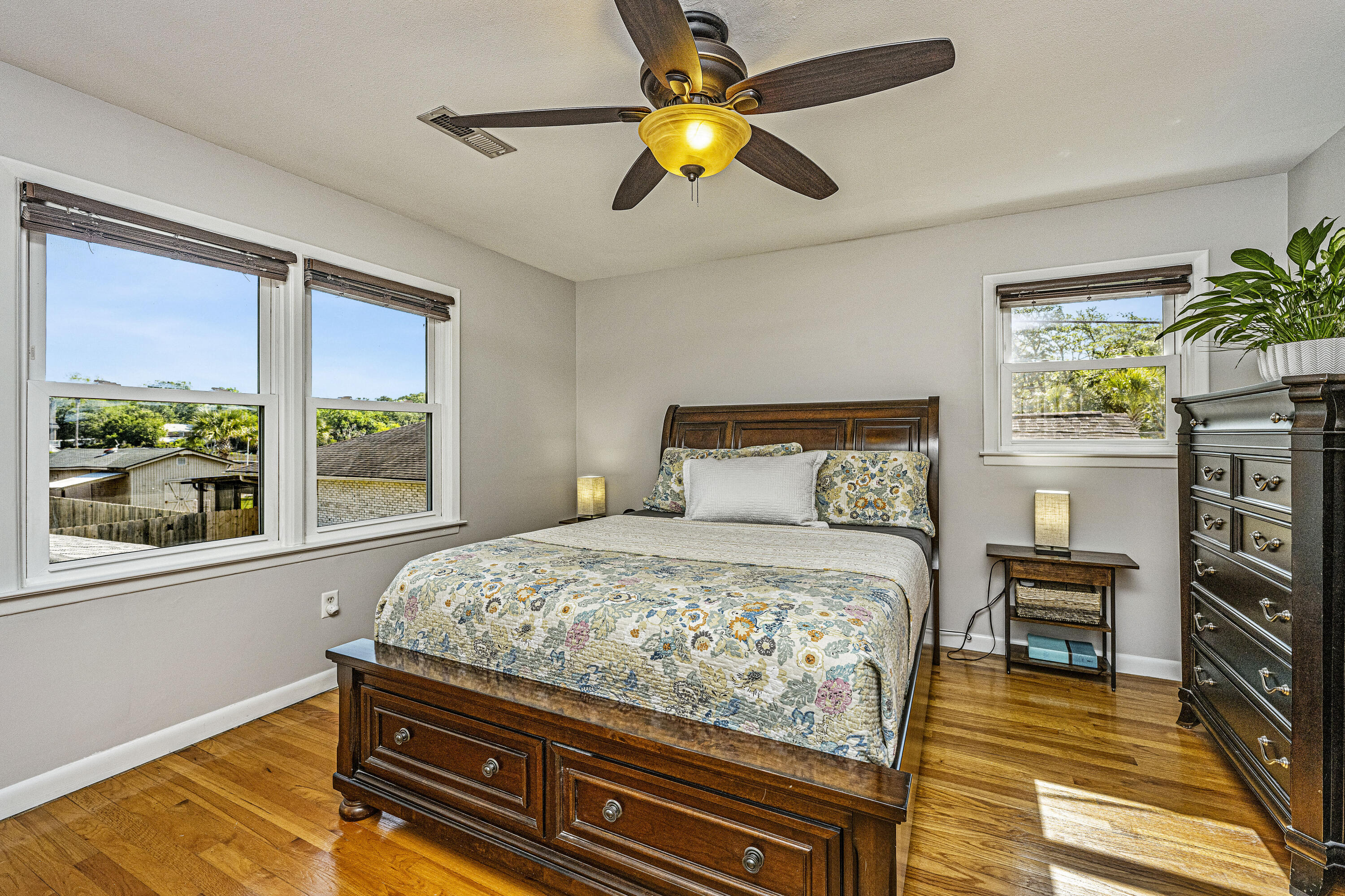 1890 Capri Drive Charleston, SC 29407 - Photo 36 of 47 Owner's Suite