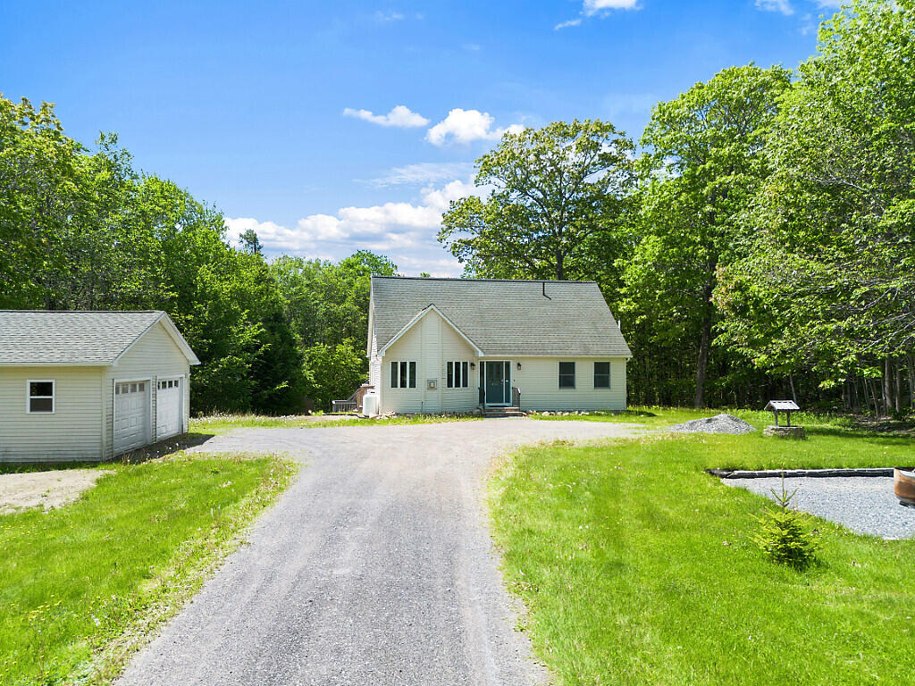 476 Smithfield Road Oakland, ME 04963 - Photo 1 of 40 Front