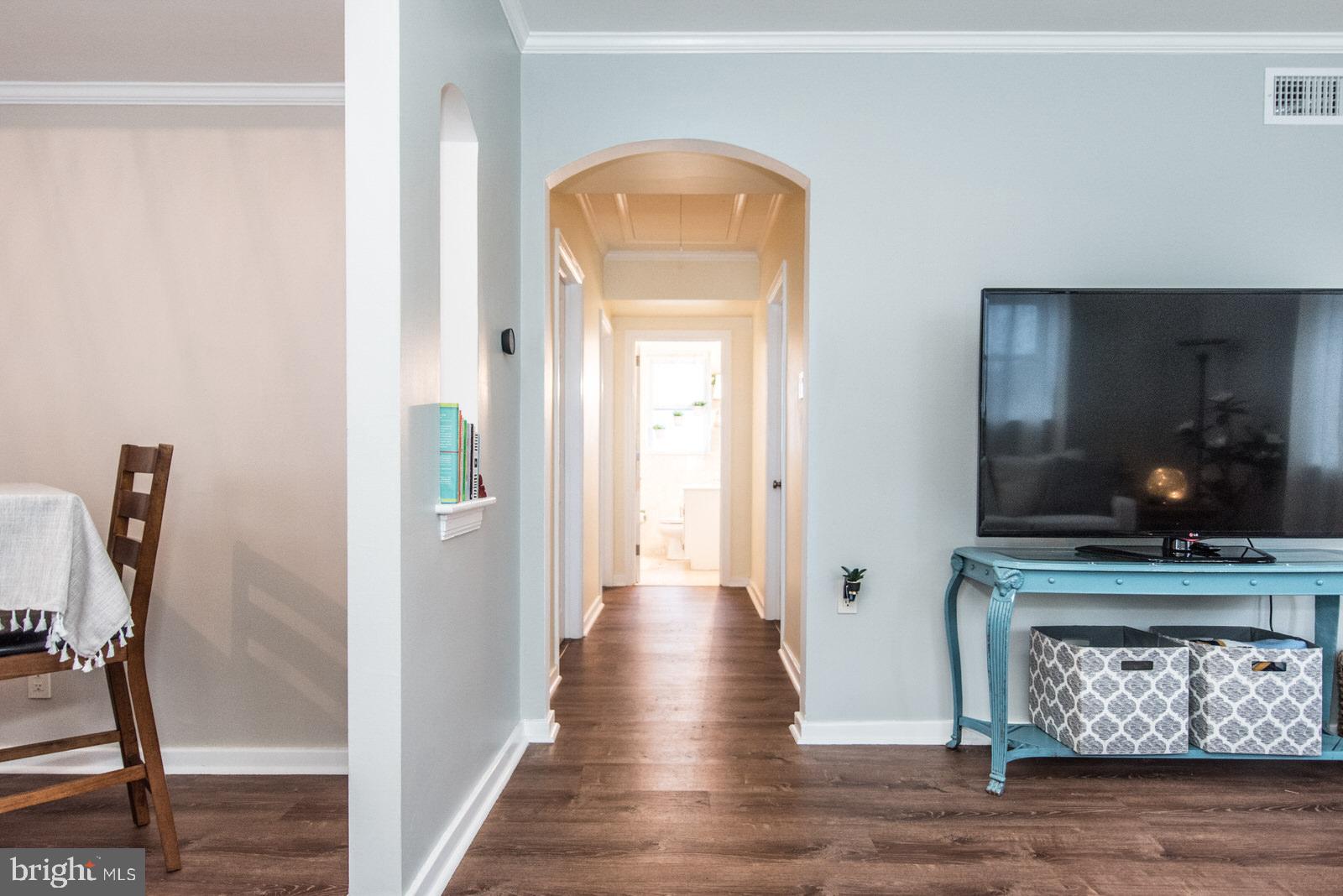 9221 Wesleyan Road Philadelphia, PA 19114 - Photo 19 of 72 1st Floor Hallway