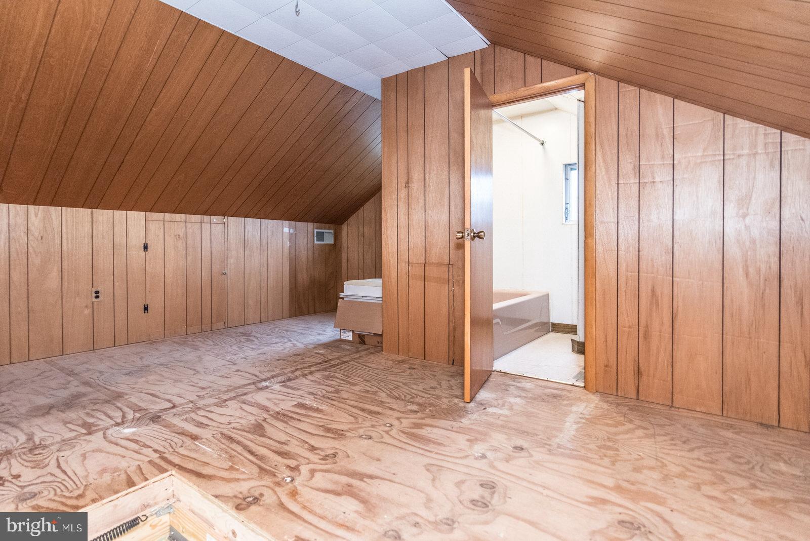 9221 Wesleyan Road Philadelphia, PA 19114 - Photo 49 of 72 2nd Floor