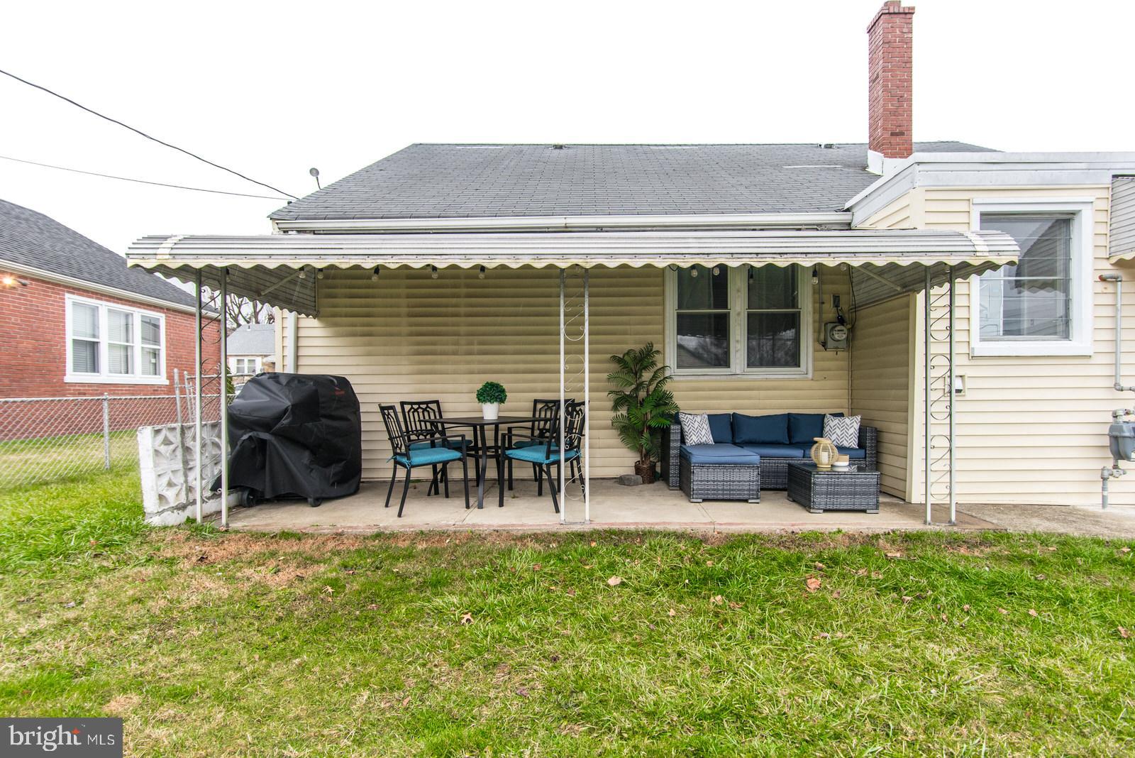 9221 Wesleyan Road Philadelphia, PA 19114 - Photo 70 of 72 Back Patio