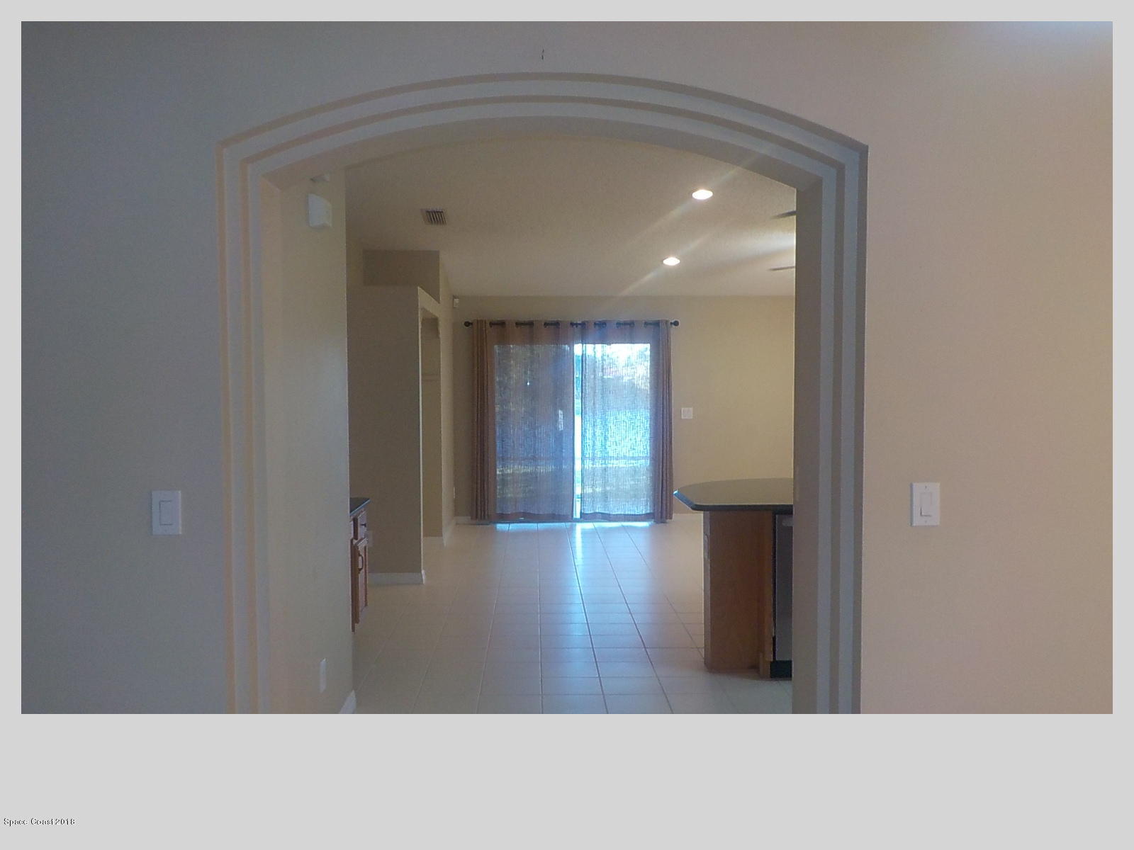 1505 Knoll Ridge Drive Melbourne, FL 32940 - Photo 9 of 27 Entry to Family Room