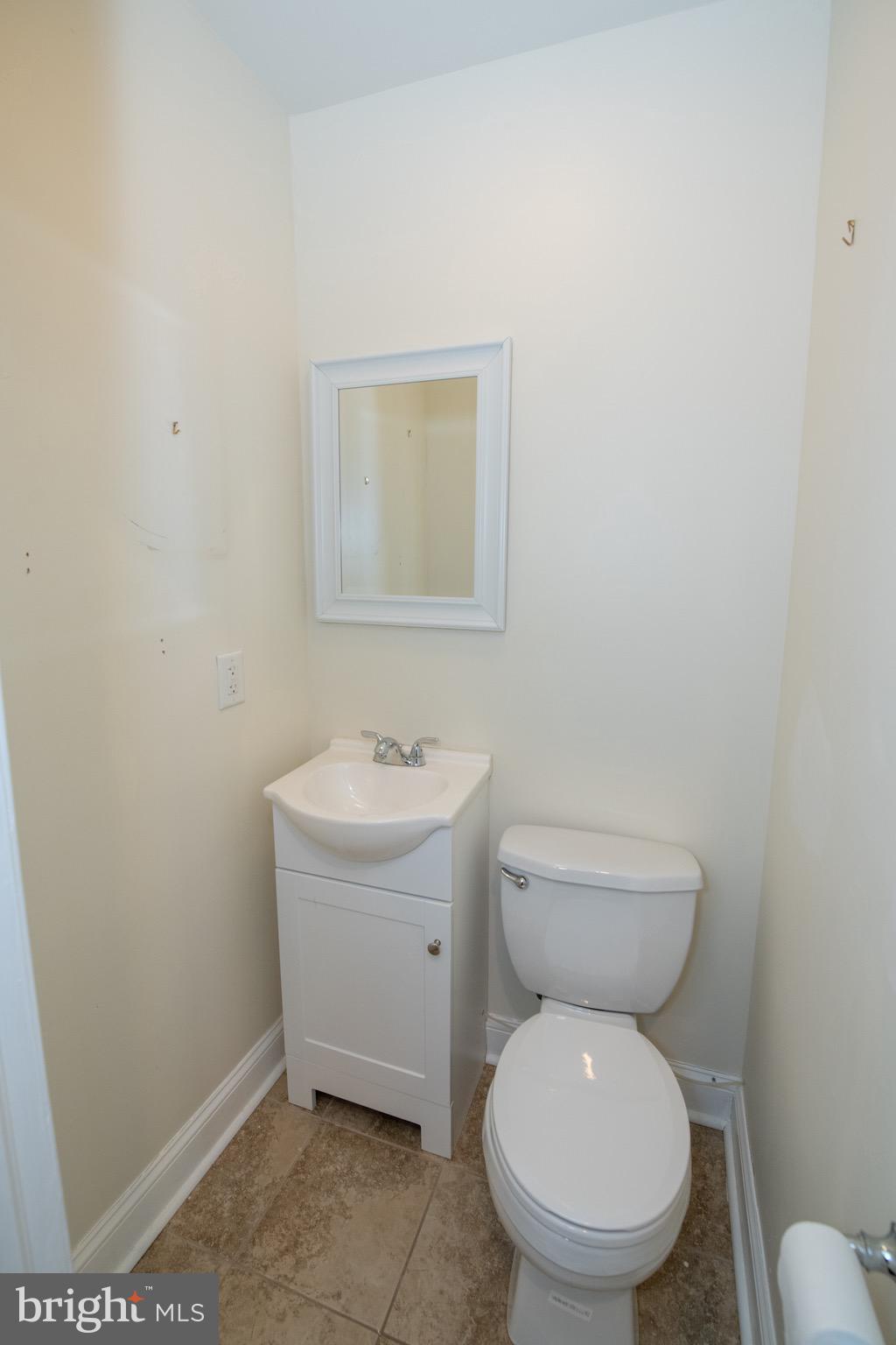 5624 Gainor Road Philadelphia, PA 19131 - Photo 14 of 28 Half Bath
