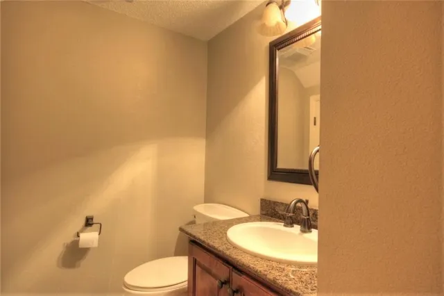 $1,350 | 717 Heavens Drive, Unit 4, Mandeville, LA 70471