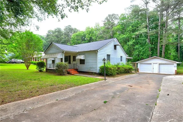 $1,800 | 3274 Harris Drive, College Park, GA 30337