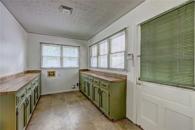 $1,800 | 3274 Harris Drive, College Park, GA 30337