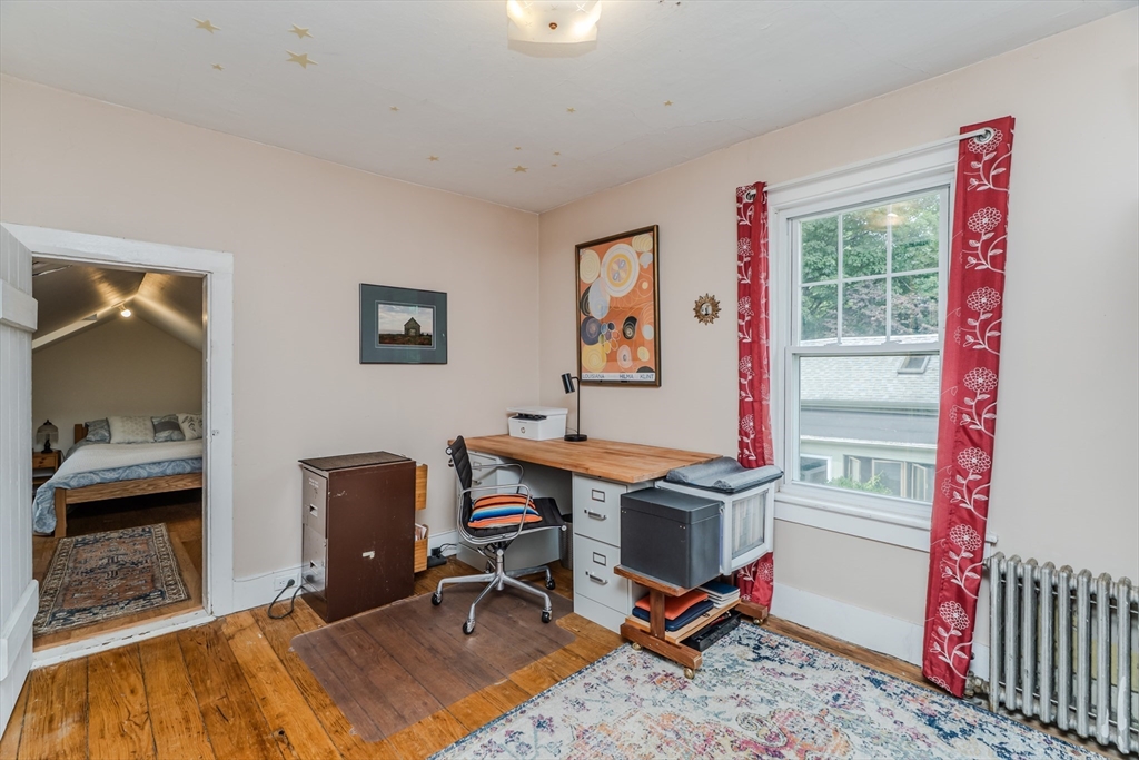 24 Union Street Montague, MA 01351 - Photo 20 of 38