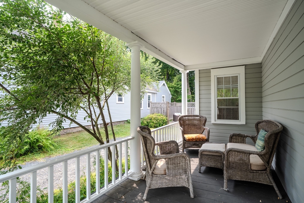 24 Union Street Montague, MA 01351 - Photo 3 of 38