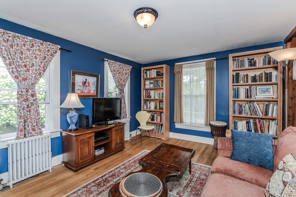 24 Union Street Montague, MA 01351 - Photo 5 of 38