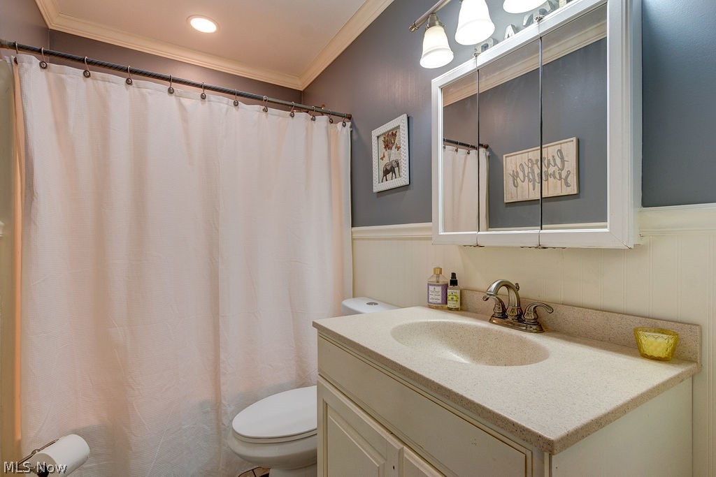 9195 Charles Road Chagrin Falls, OH 44023 - Photo 15 of 25 Gallery Image 15