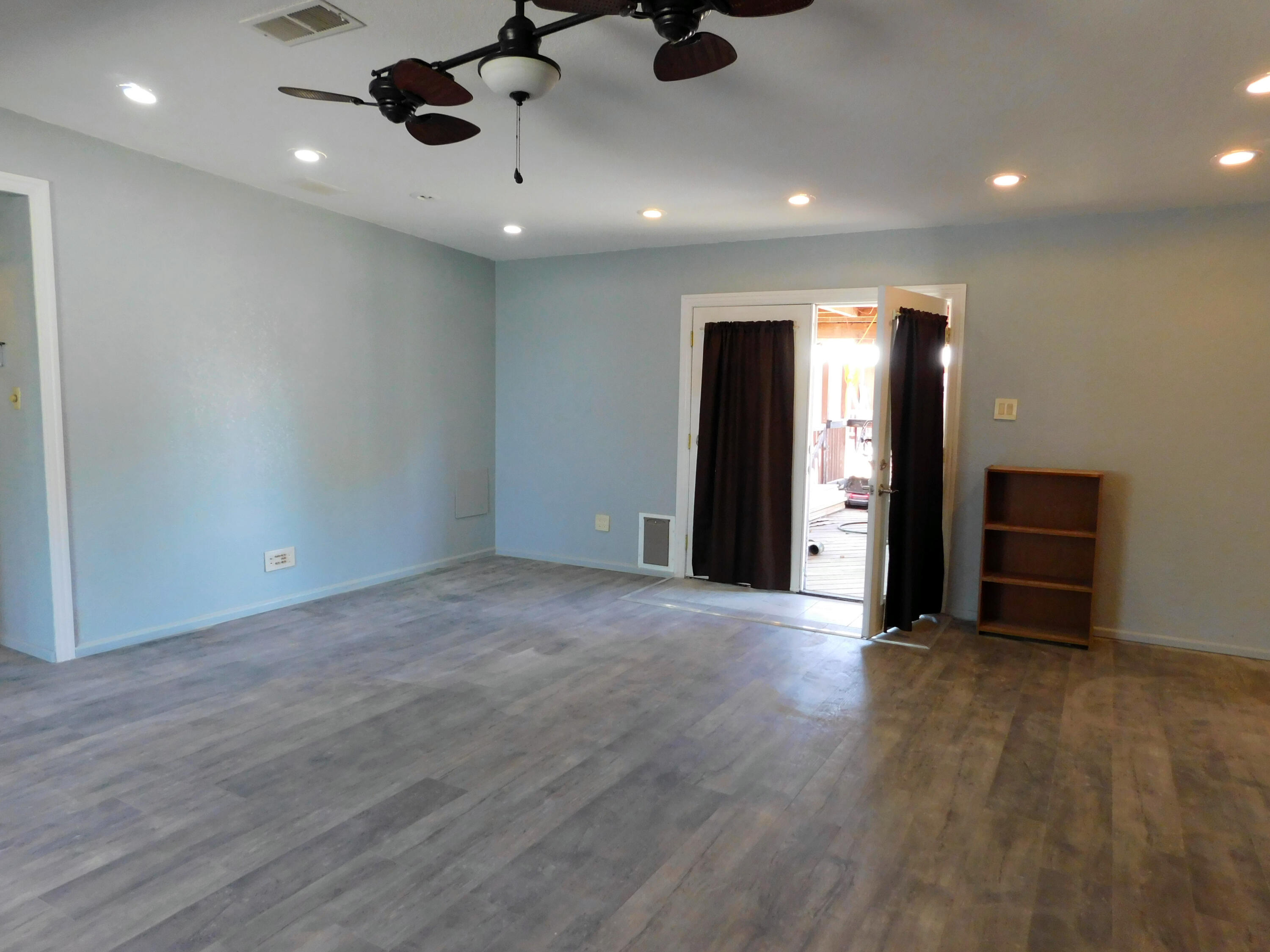 903 West 8th Street Muleshoe, TX 79347 - Photo 2 of 17 DSCN2589