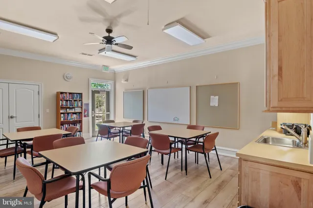 $419,900 | 7315 Maplecrest Road, Unit 405, Elkridge, MD 21075