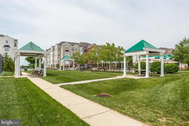 $419,900 | 7315 Maplecrest Road, Unit 405, Elkridge, MD 21075