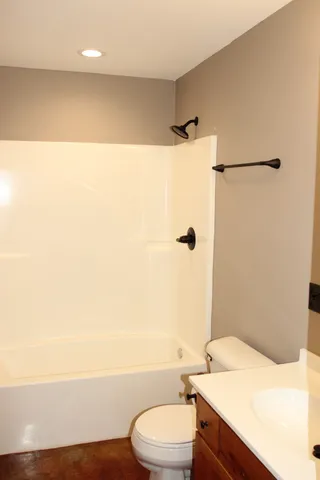 $1,795 | 135 Jim Warren Road, McMinnville, TN 37110