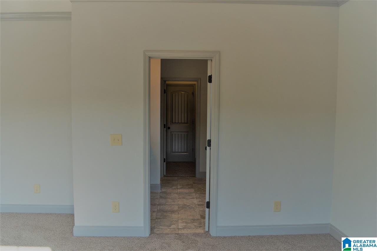 5135 Meadow Lake Trail Bessemer, AL 35020 - Photo 8 of 25