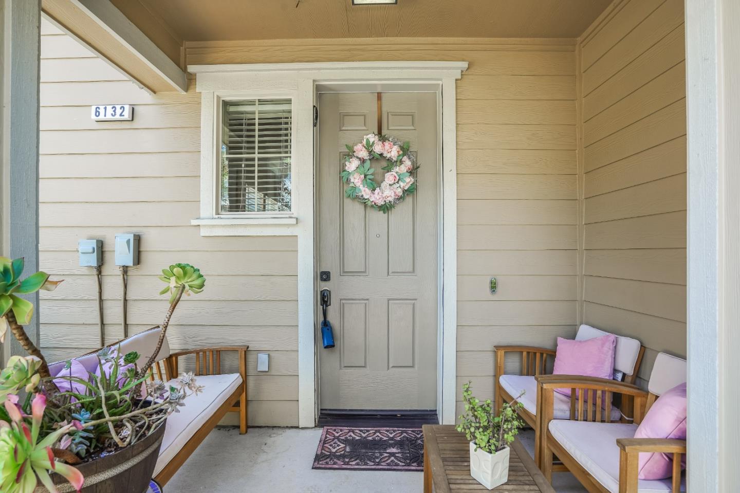 6132 Old Quarry Loop Oakland, CA 94605 - Photo 3 of 38 a balcony with furniture and flowers