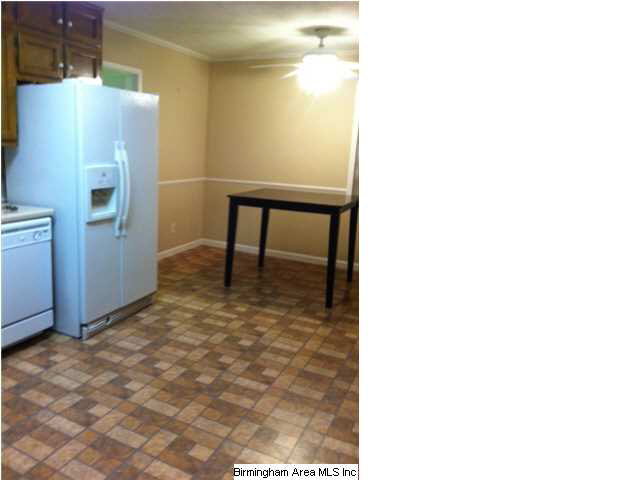 659 Cherokee Trail Ohatchee, AL 36271 - Photo 5 of 7