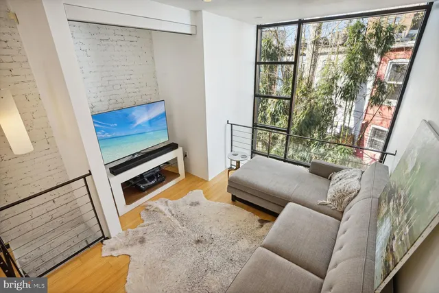 $895,000 | 978 Florida Avenue Northwest, Washington, DC 20001