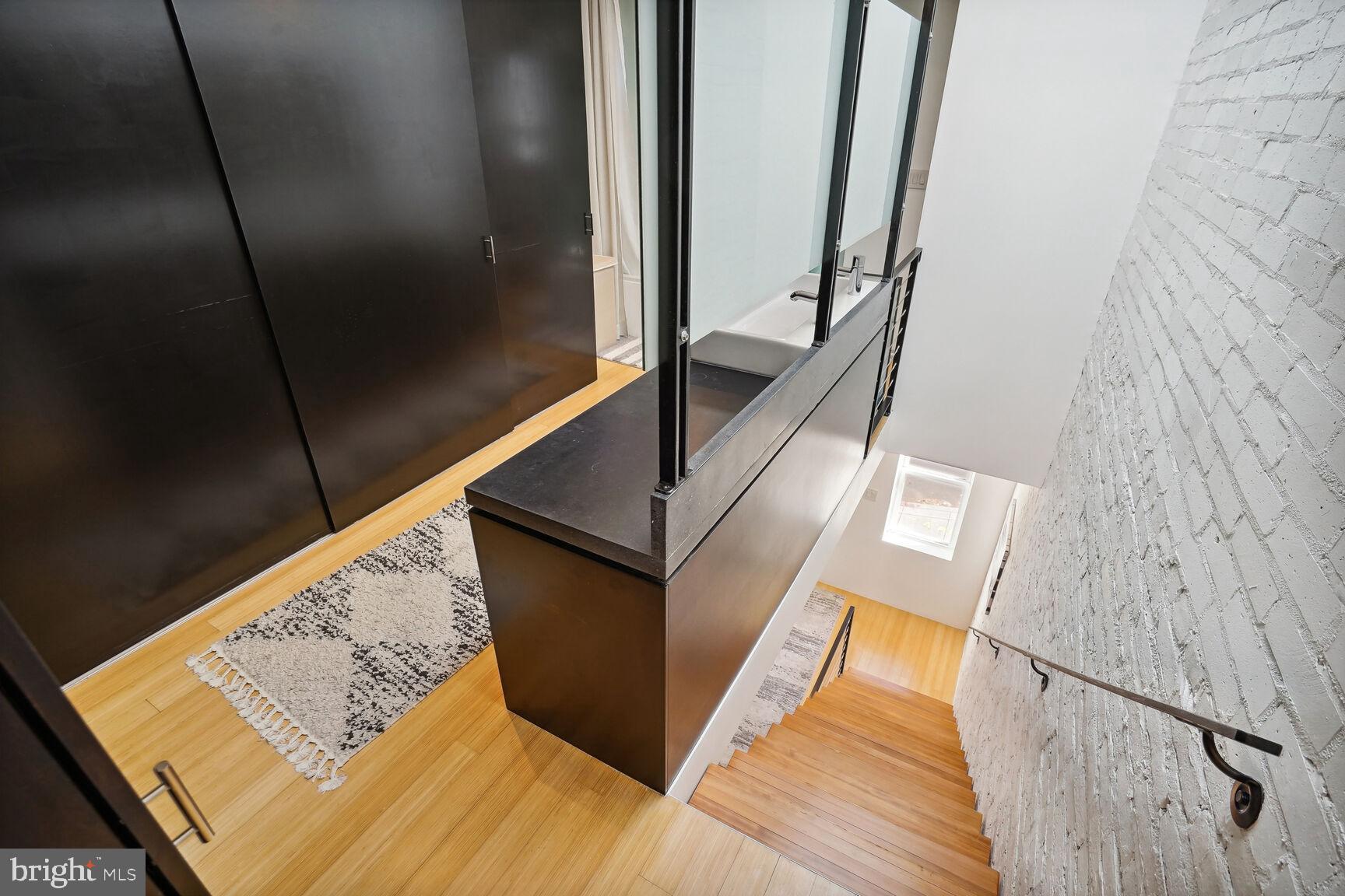 978 Florida Avenue Northwest Washington, DC 20001 - Photo 24 of 39 a view of an entryway