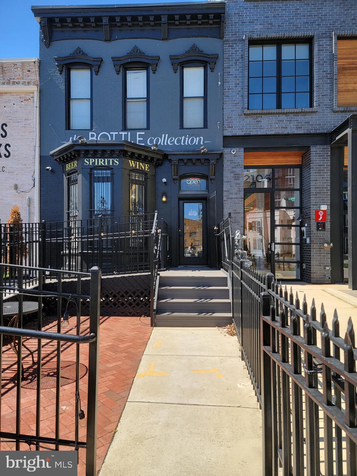 978 Florida Avenue Northwest Washington, DC 20001 - Photo 34 of 39 a view of a building with many windows