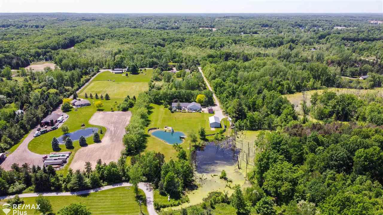2625 South Lake Pleasant Road Metamora, MI 48455 - Photo 63 of 70 50076858-62.JPG