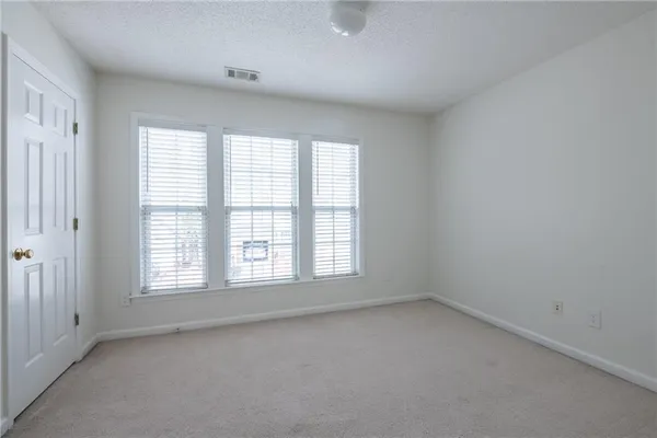 $2,050 | 278 Regent Square, Woodstock, GA 30188