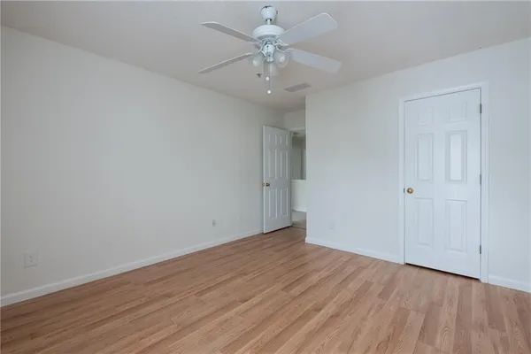 $2,050 | 278 Regent Square, Woodstock, GA 30188