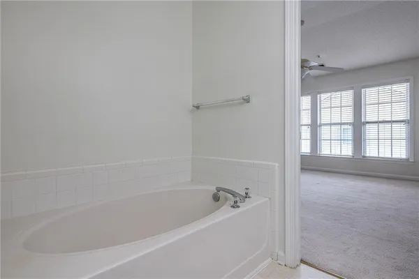 $2,050 | 278 Regent Square, Woodstock, GA 30188