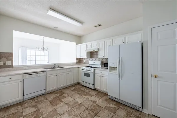 $2,050 | 278 Regent Square, Woodstock, GA 30188