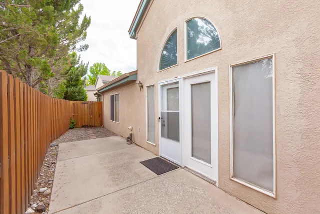 an entryway with a house