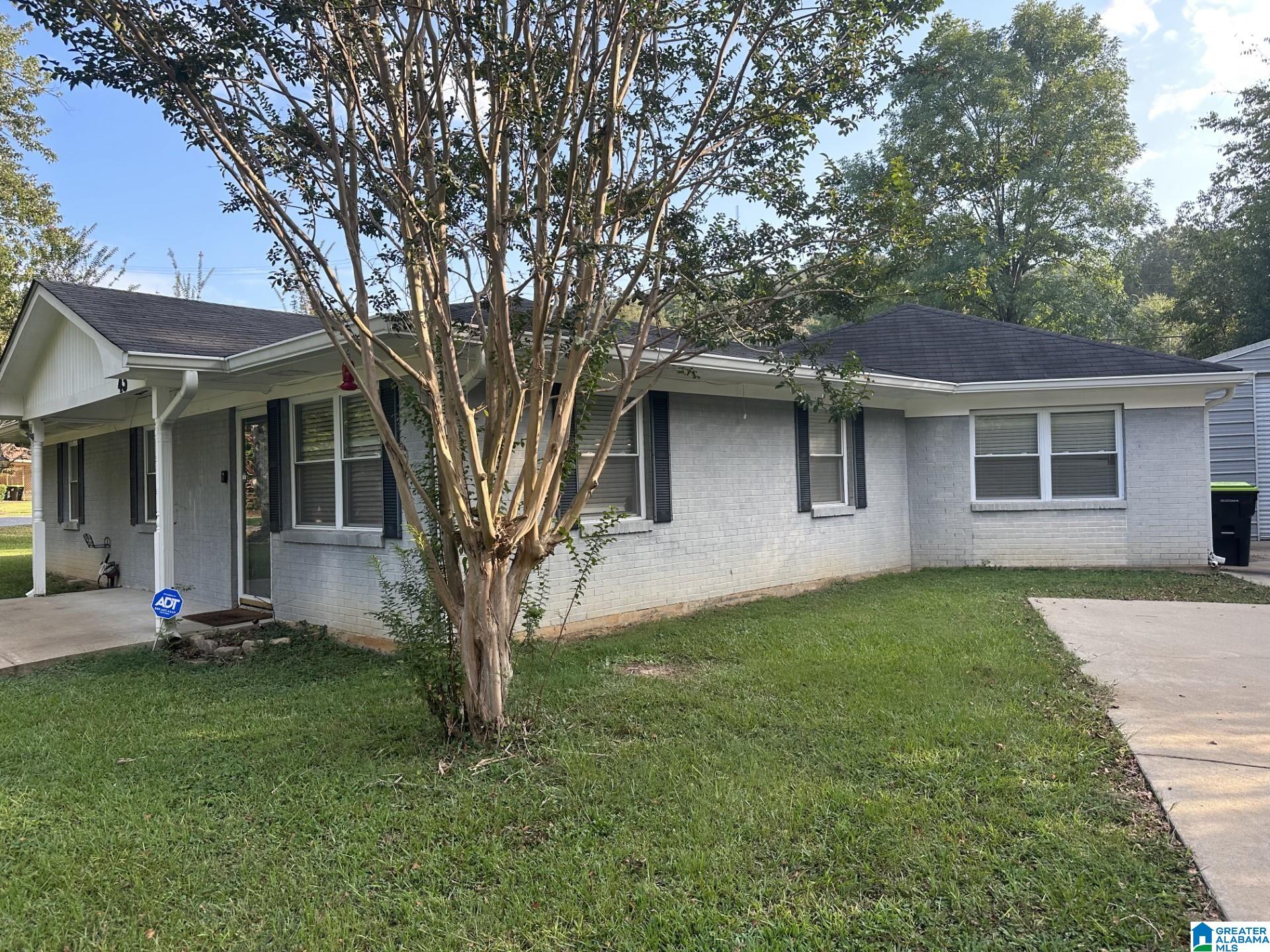 43 Dana Avenue Sylacauga, AL 35150 - Photo 1 of 18
