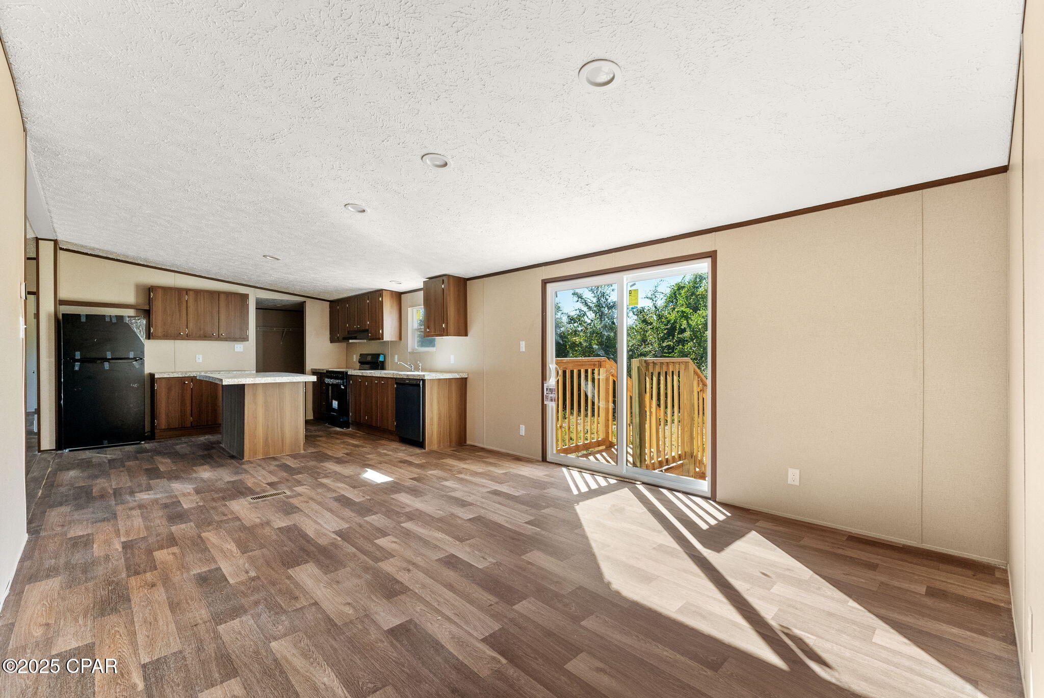219 Transmitter Road Panama City, FL 32401 - Photo 25 of 29 Gallery Image 25