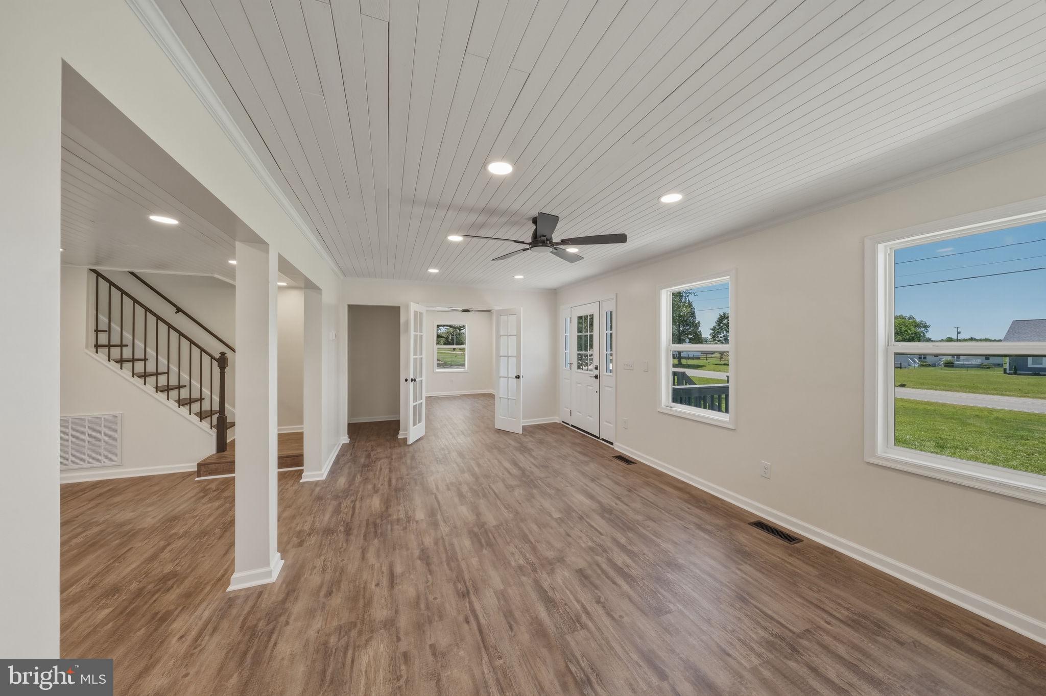 2426 Hampton Hall Road Callao, VA 22435 - Photo 14 of 41 Living Room