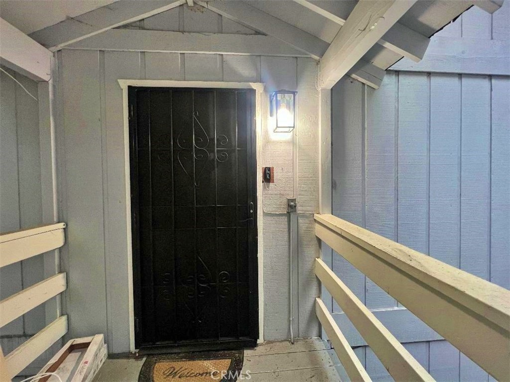 1198 Arbula Drive Crestline, CA 92325 - Photo 6 of 27 a view of walk in closet